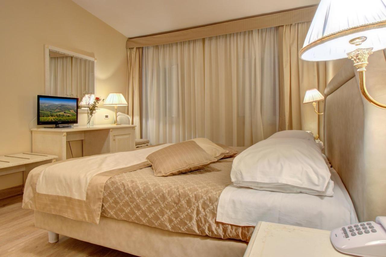 Hotel La Locanda ヴォルテッラ エクステリア 写真